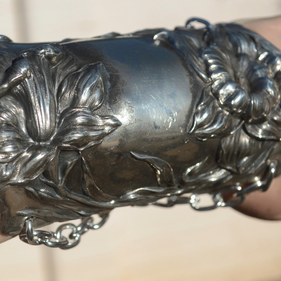 Antique Silver Gladiator Floral Wide Cuff Bracelet Victorian Bracer Spartan - Picture 1 of 7